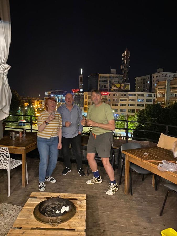 The Rooftop Hostel Shkodër Exteriör bild
